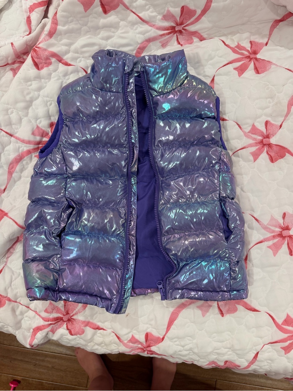 Iridescent Purple Puffer Vest - Girls